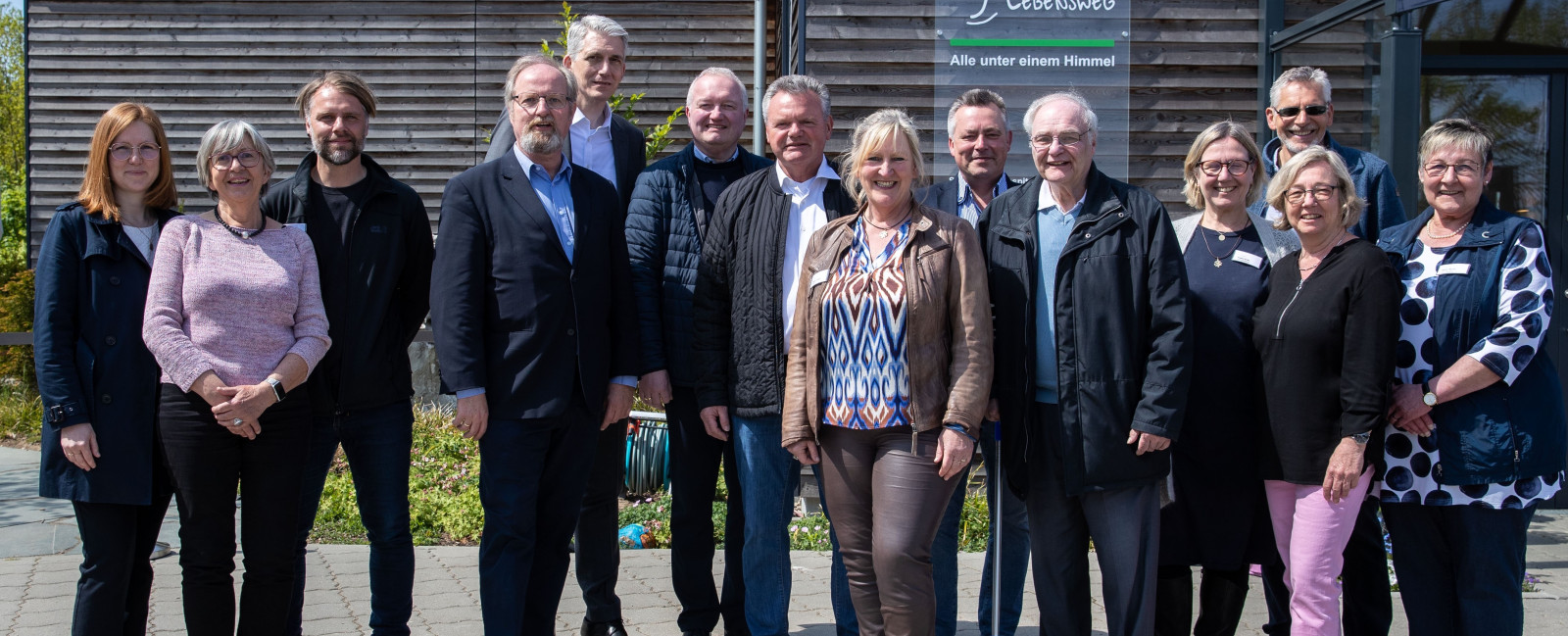 230518 111 Gruppe v3