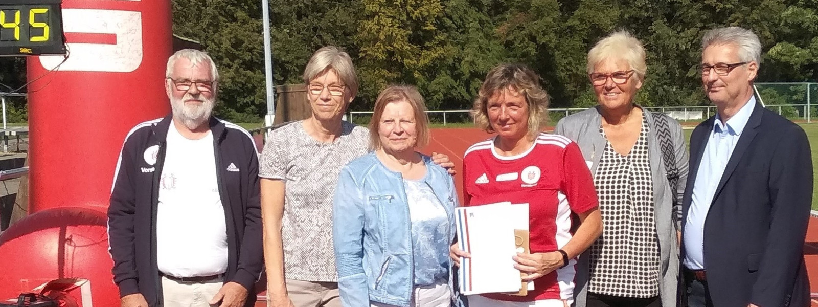 Die Ostholsteiner Moin Vereinsheldin des Monats August ausschnitt 