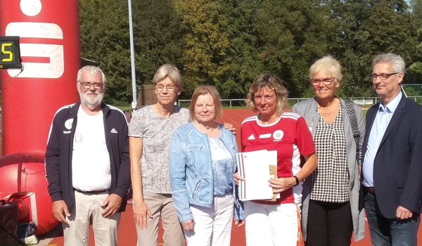 Die Ostholsteiner Moin Vereinsheldin des Monats August ausschnitt