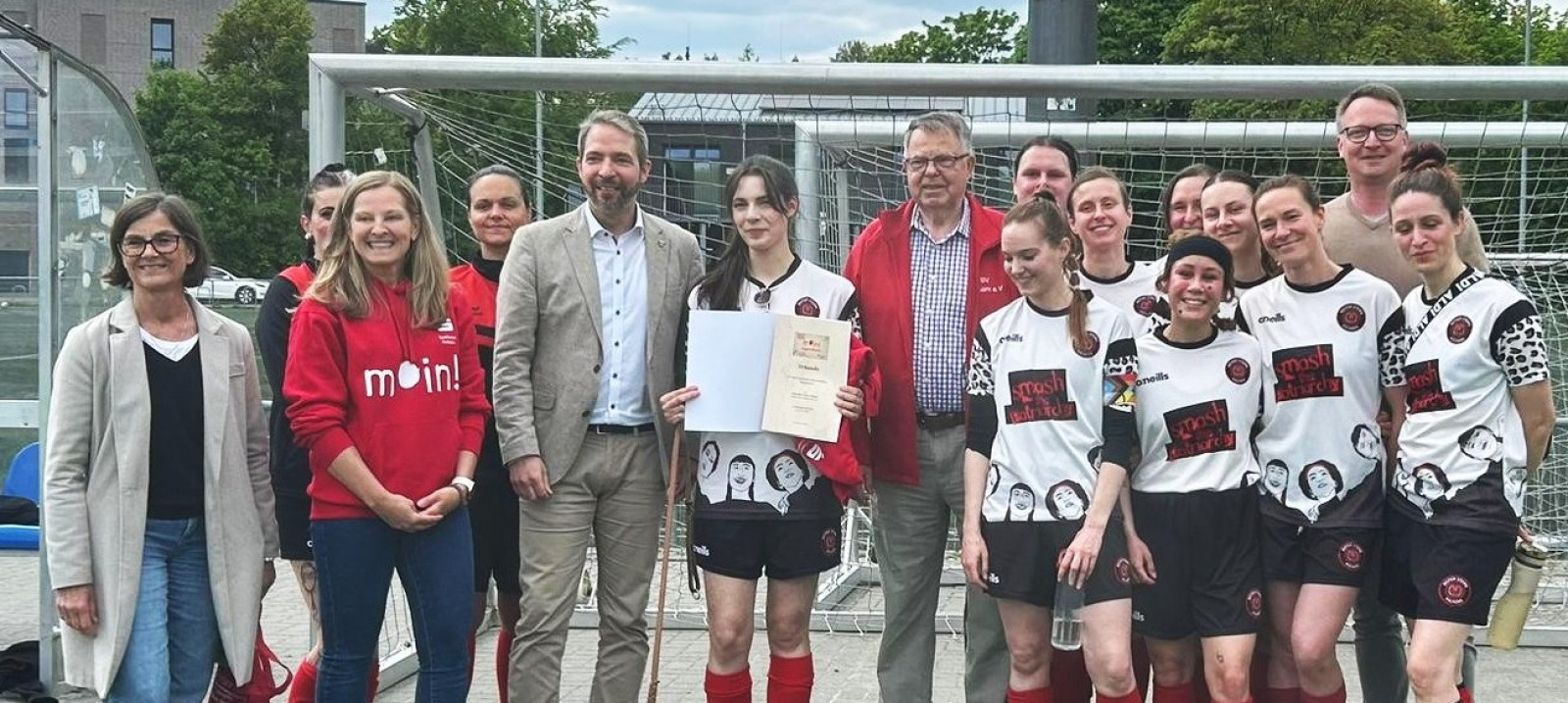 Gruppenfoto Moin Jugendheld Mai 26 Ausschnitt
