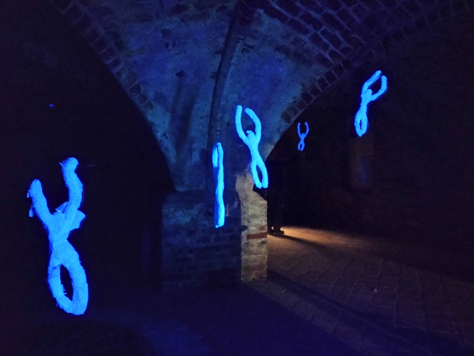 Lichtobjekte Brunnen final